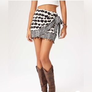 🖤🤎CIDER MID WAIST LEOPARD PRINT ASYMMETRICAL TASSEL SKIRT SZ 2XL🤎🖤EUC